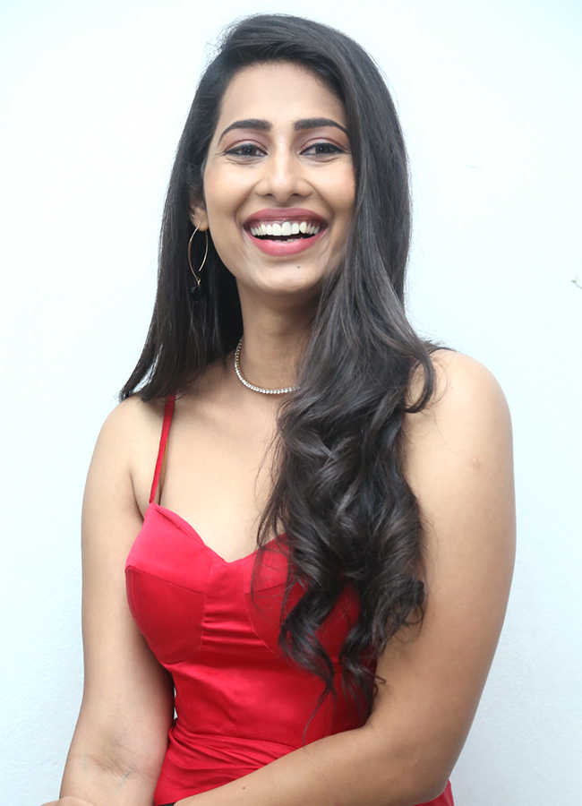 Actress_20Priya_20Hegde_20_E2_80_8BHot_20pics26.jpg 23
