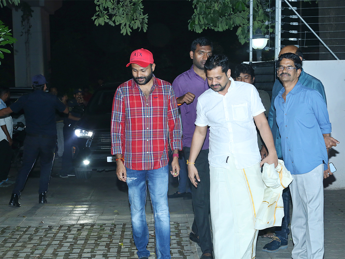 Kota_20Bommali_20PS_20Movie_20Success_20Meet_20Pics-16.jpg 16