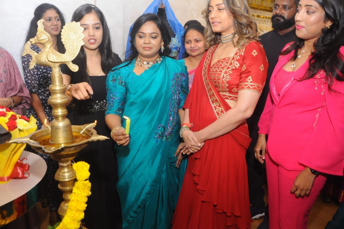 Namrata-Shirodkar-04.jpeg 4