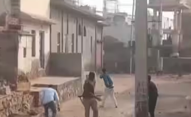 Rajasthan_stonepelting.jpg