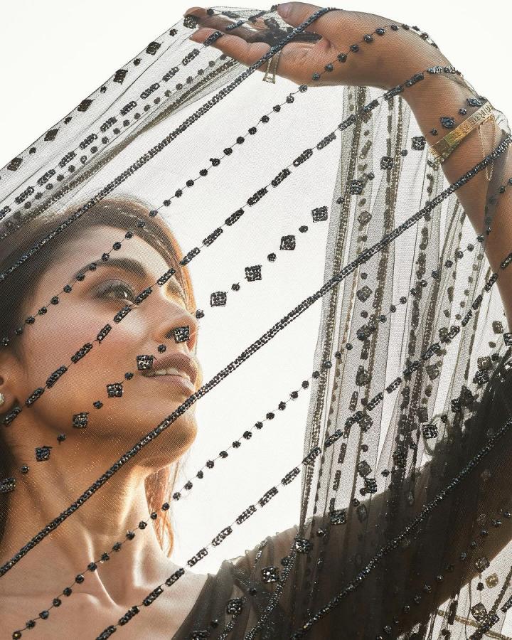 Shriya-Saran-insta-photos.jpg 5