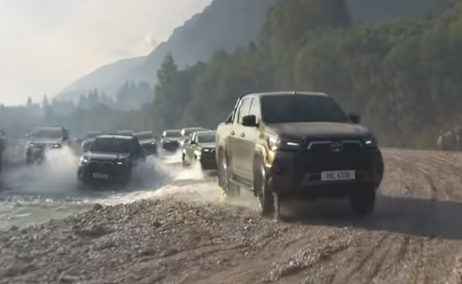 toyota-hilux-ads.jpg