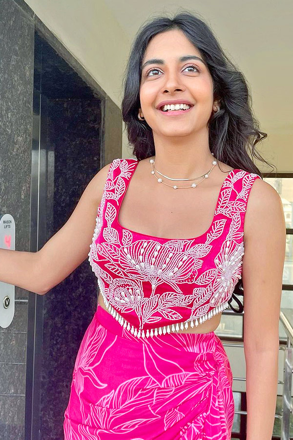 Actress_20Pragati_20Srivastava_20Photo_20Stills_2.jpg 3