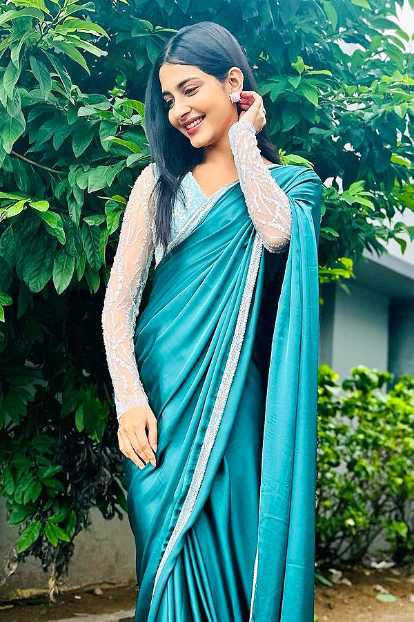 Actress_20Pragati_20Srivastava_20Photo_20Stills_6.jpg 7