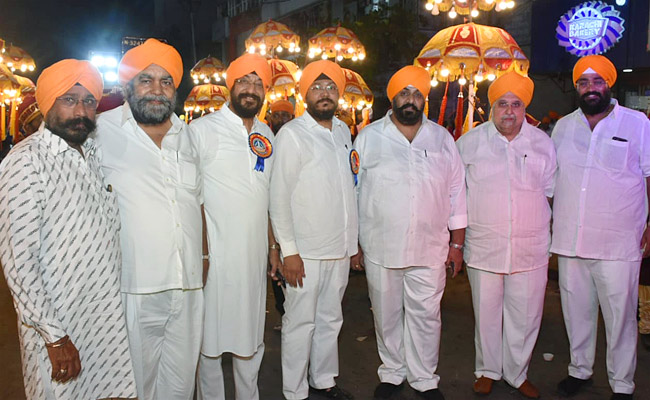 Nagar-Kirtan-06.jpg 6