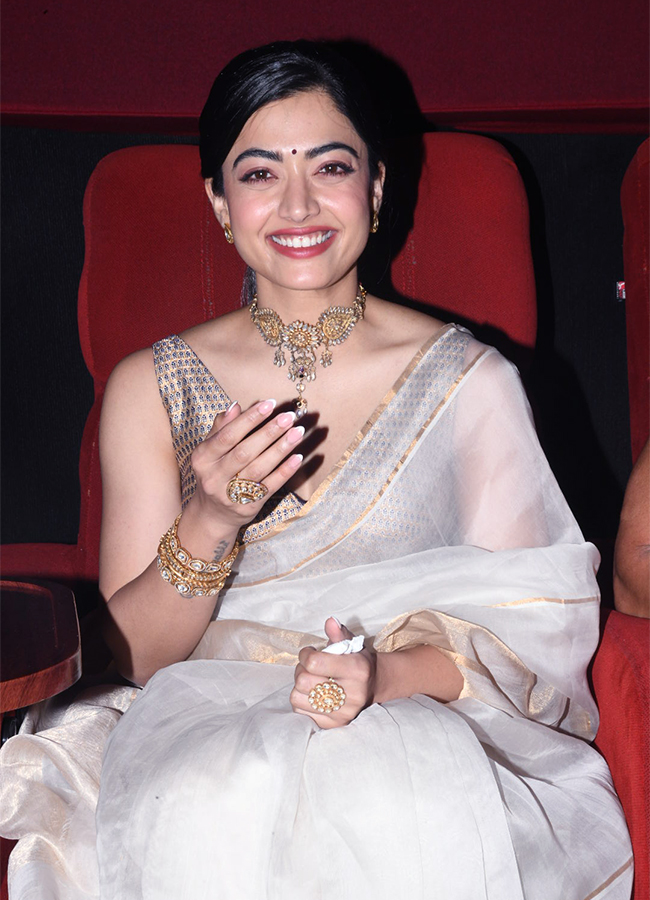 Animal_20Movie_20Pre_20Release_20Event_20-15.jpg 15