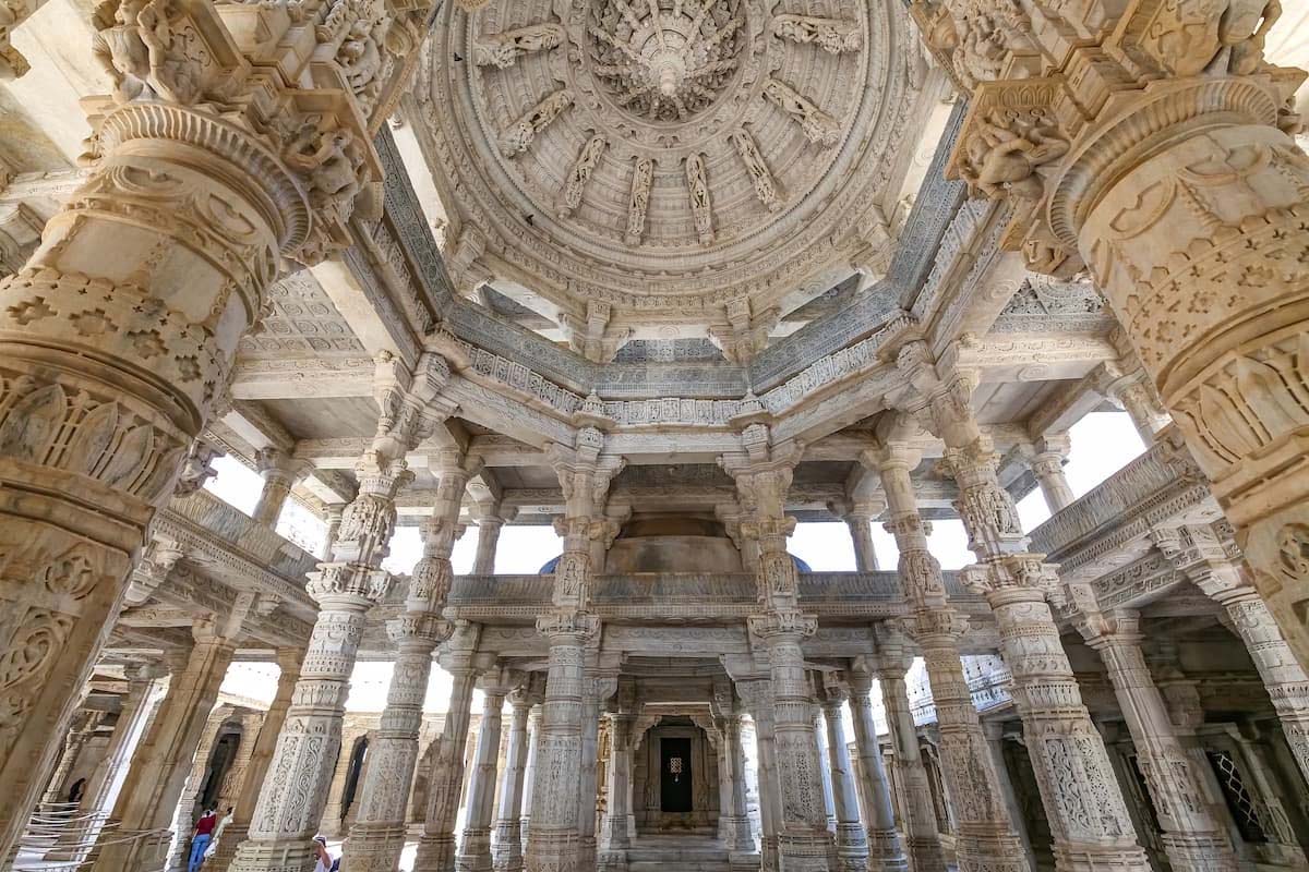 Dilwara-Jain-Temples-Rajasthan-India.jpg 9