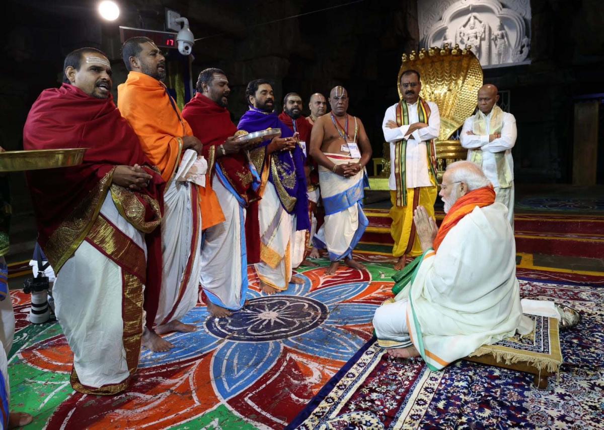Modi-Tirumala-03_0.jpg 3