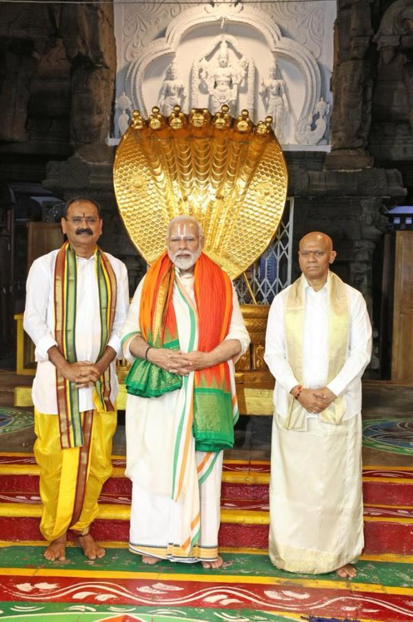 Modi-Tirumala-10.jpeg 10