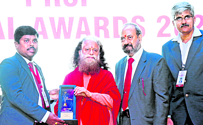 award.jpg