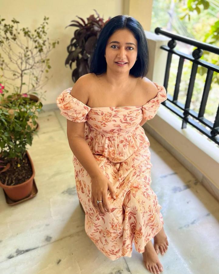 Poonam-Bajwa.jpg 2