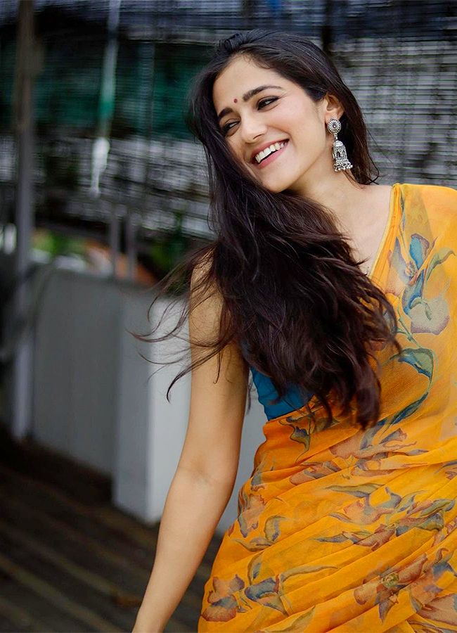 Simran_20Choudhary_20Latest_20photos-8.jpg 8