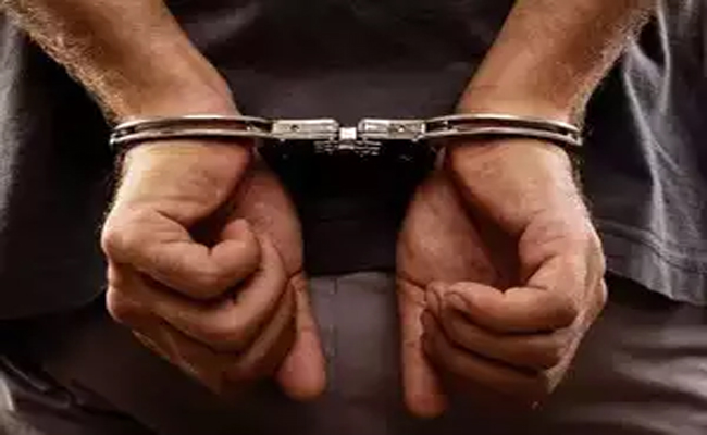 police-arrest.jpg