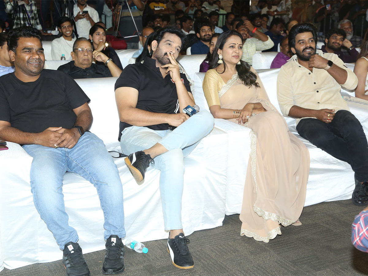 Calling_20Sahasra_20Pre_20Release_20Event_20Pics-12.jpg 12
