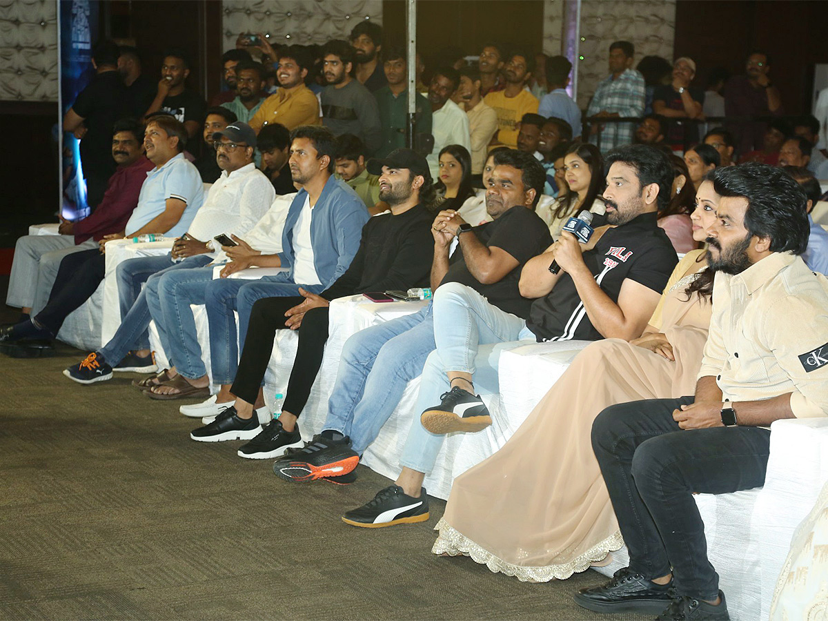 Calling_20Sahasra_20Pre_20Release_20Event_20Pics-14.jpg 14