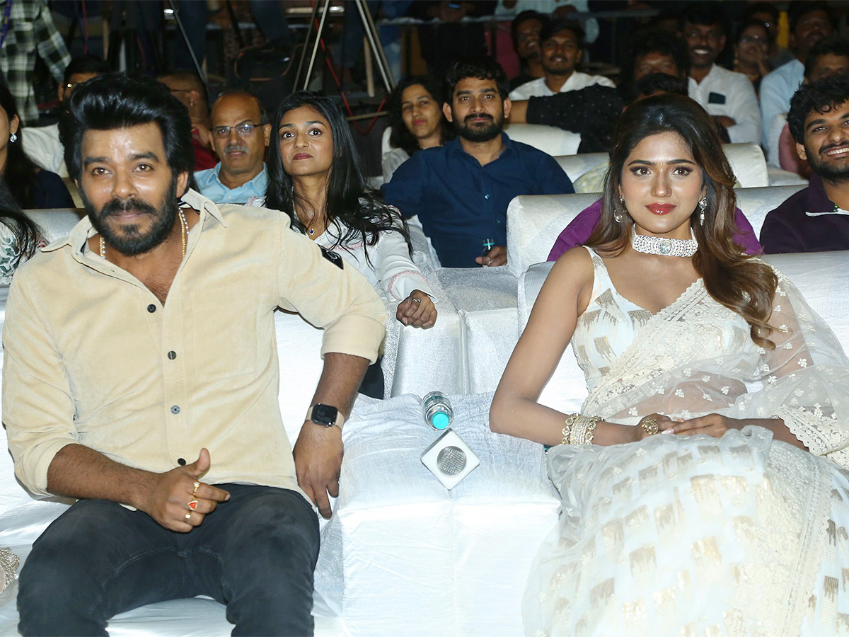 Calling_20Sahasra_20Pre_20Release_20Event_20Pics-21.jpg 21