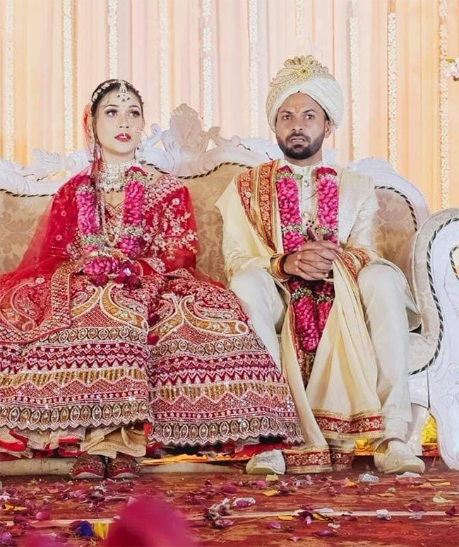 Indian_20Cricketer_20Mukesh_20Kumar_20Wedding_20Pics-2.jpg 2