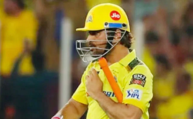 dhoni33.jpg