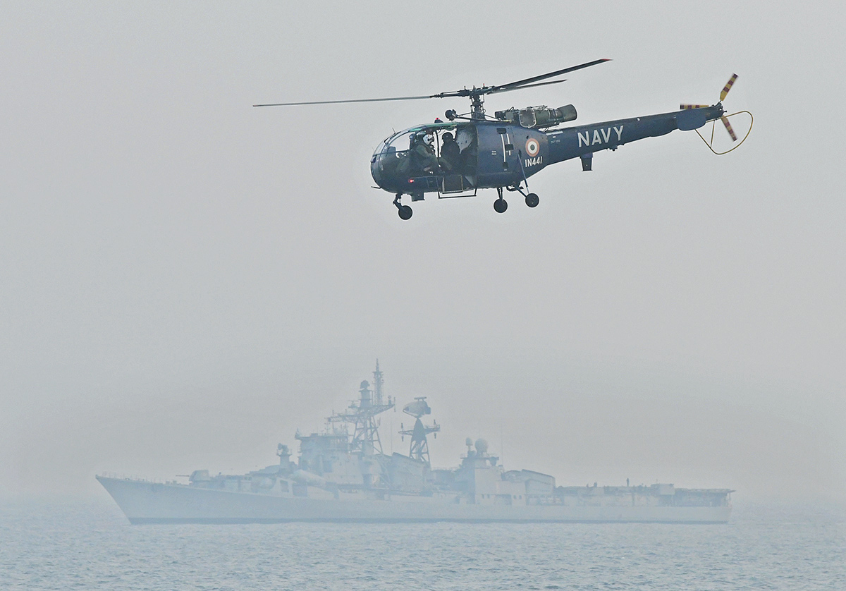 navy_20day_20celebration_20in_20visakhapatnam-2.jpg 2