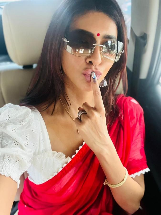 Lakshmi-Manchu.jpeg 31