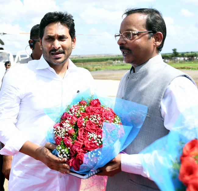 cm_20jagan_20avuku_20second_20tunnel_20inauguration_20program-17.jpg 14