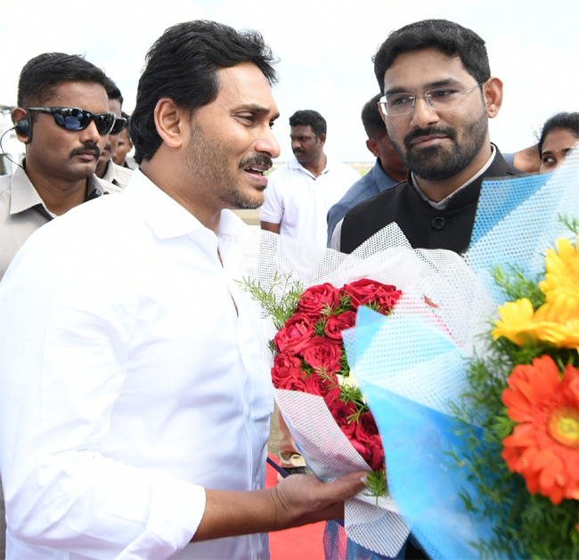 cm_20jagan_20avuku_20second_20tunnel_20inauguration_20program-23.jpg 18