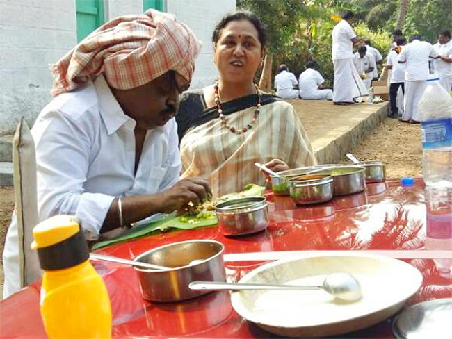 Captain_20Vijayakanth_20Rare_20Photos-38.jpg 37