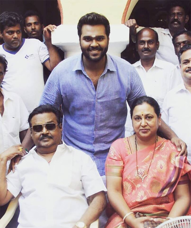 Captain_20Vijayakanth_20Rare_20Photos-44.jpg 43