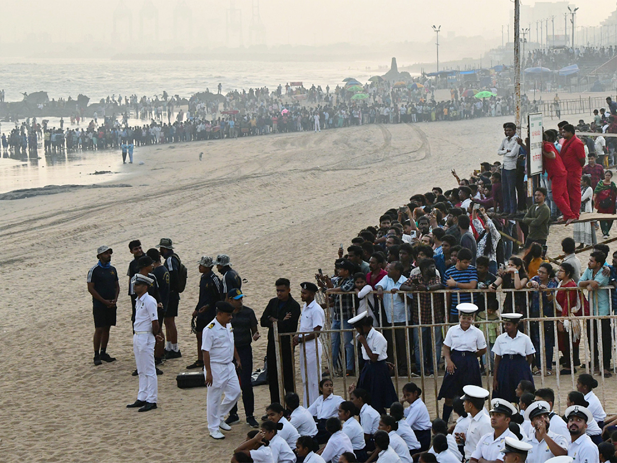 navy_20day_20celebration_20in_20visakhapatnam_20photos-16.jpg 16