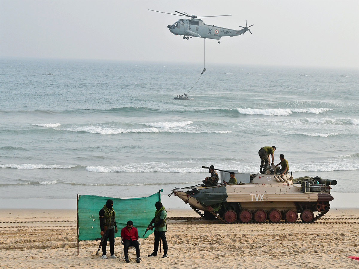 navy_20day_20celebration_20in_20visakhapatnam_20photos-4.jpg 4