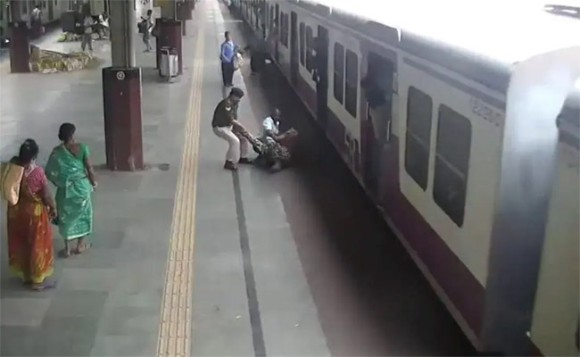 train.jpg