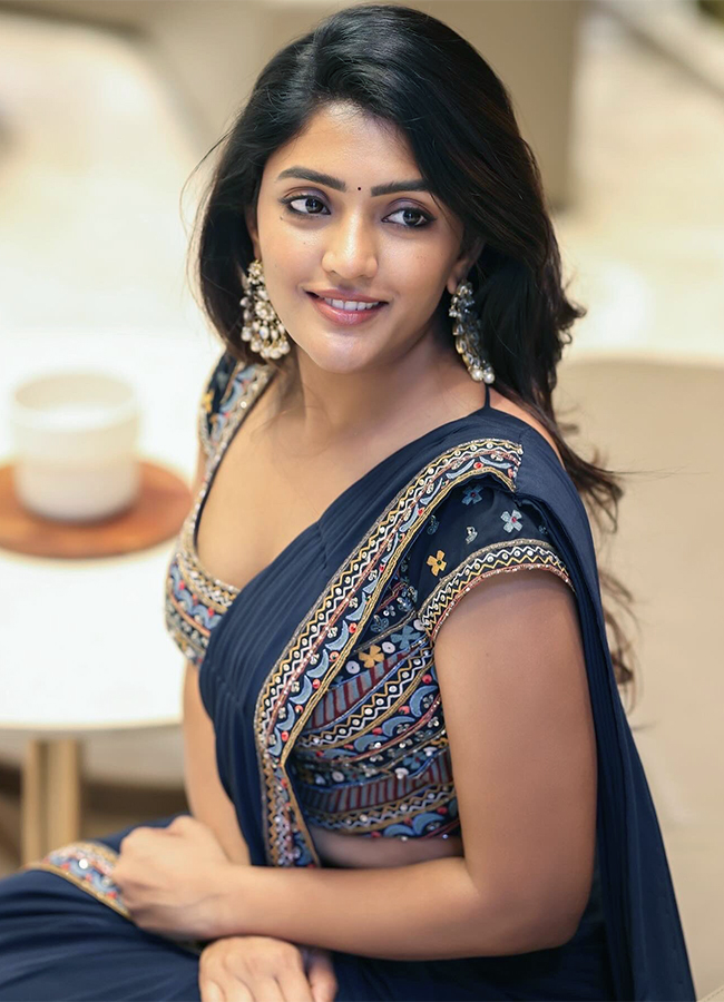 Actress_20Eesha_20Rebba_20Latest_20Photos-10.jpg 9