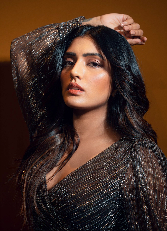 Actress_20Eesha_20Rebba_20Latest_20Photos-13.jpg 12
