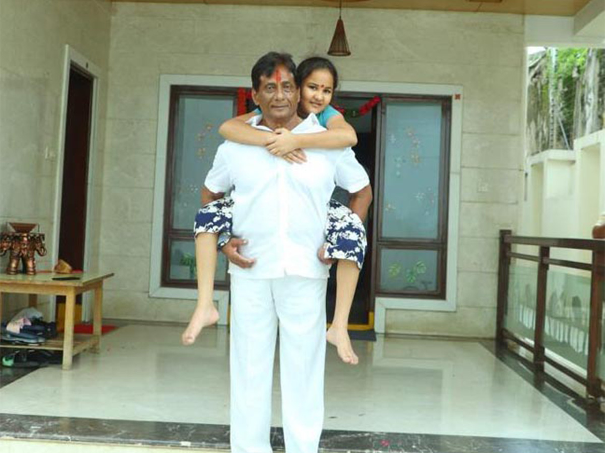 Telangana_20political_20leaders_20photos-40.jpg 36