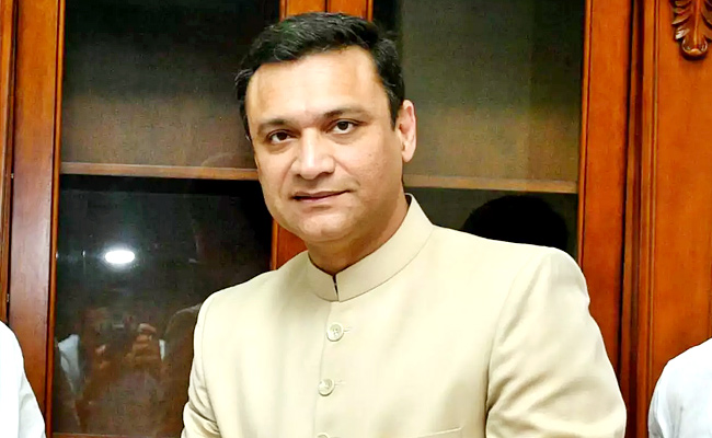 Akbaruddin-Owaisi.jpg