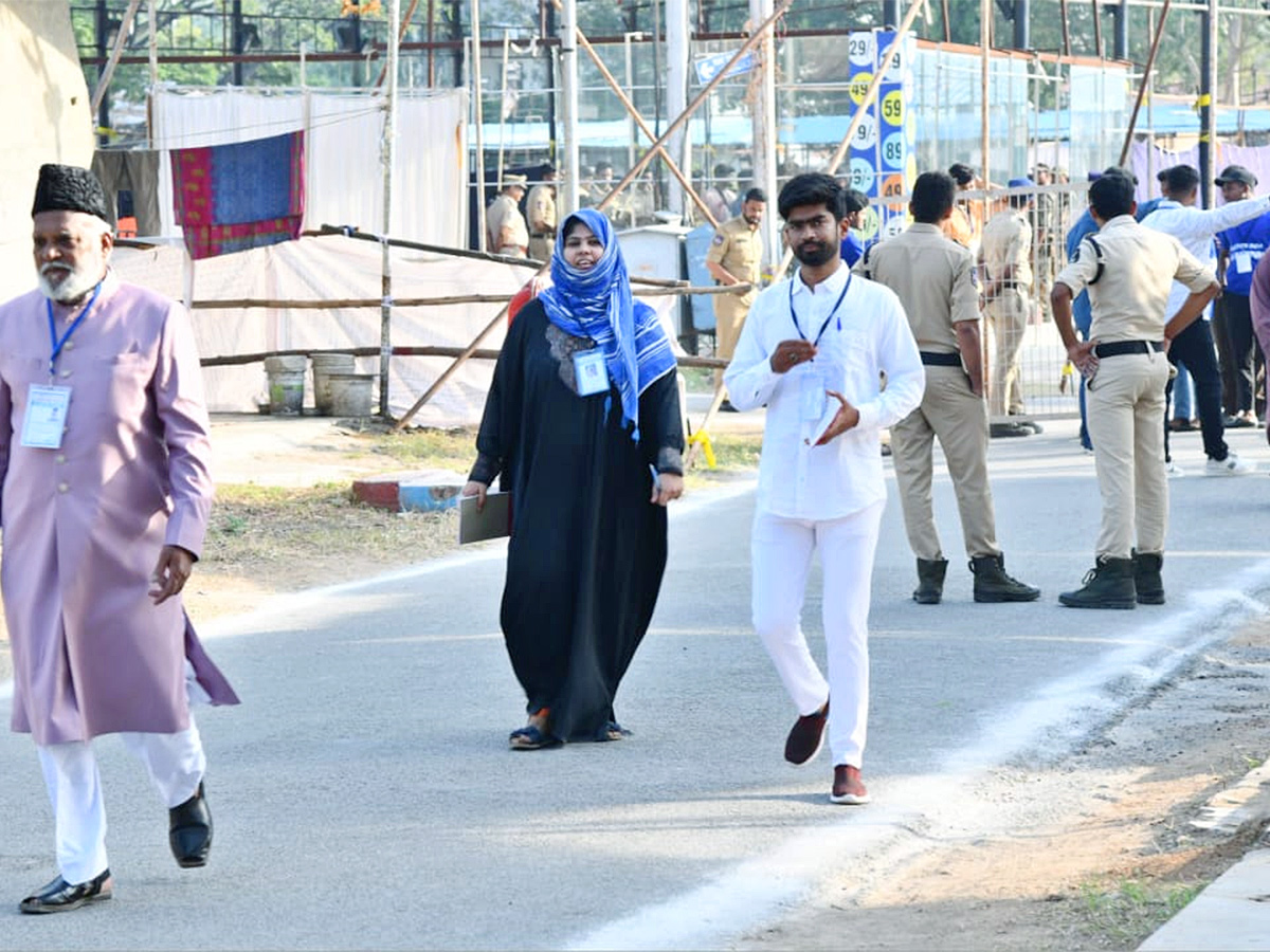 Telangana_20Assembly_20Election_20Counting_20Photo_20Gallery-12.jpg 12