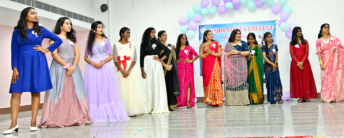 Telugu_20ammayi_20fashion_20show_20maris_20stella_20college_20vijayawada_20Pics-13.jpg 13