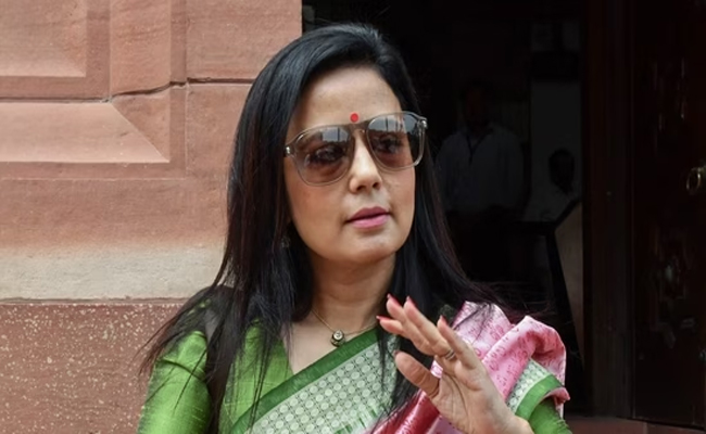 moitra.jpg