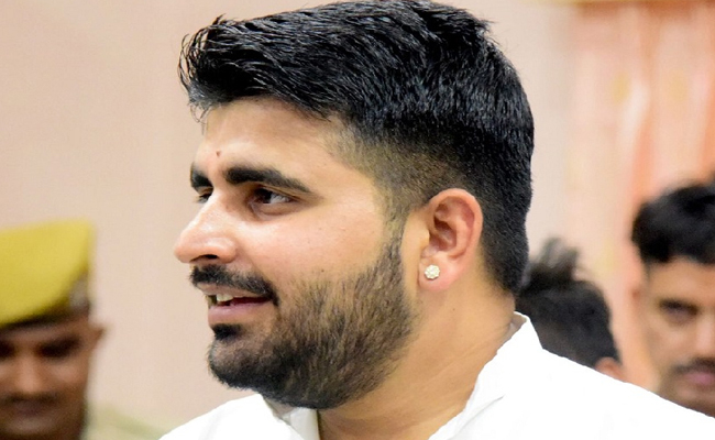 ravindra_20singh_20bhati.jpg