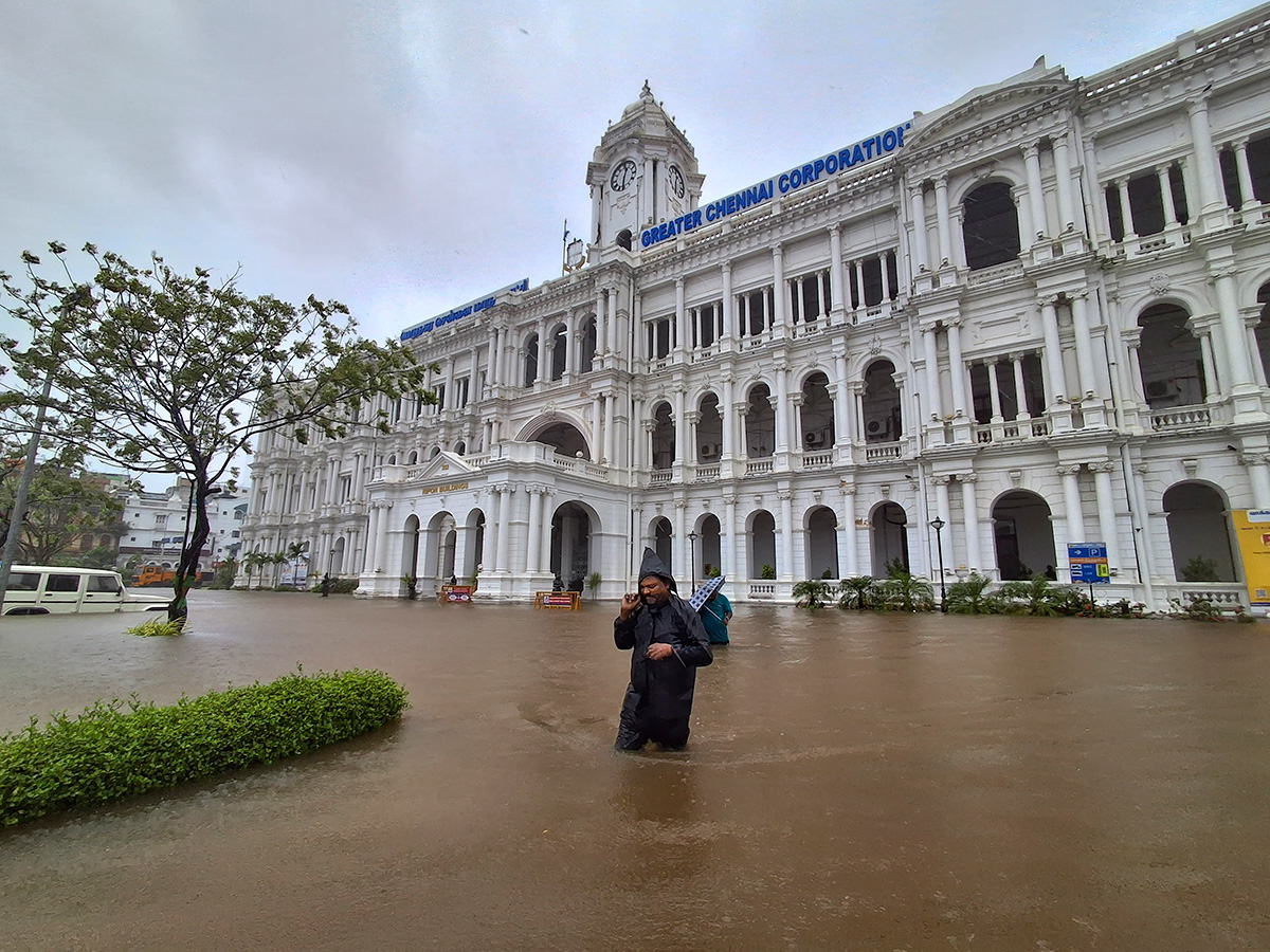 Cyclone_20Michaung_20As_20Rain_20Floods_20Chennai-14.jpg 14