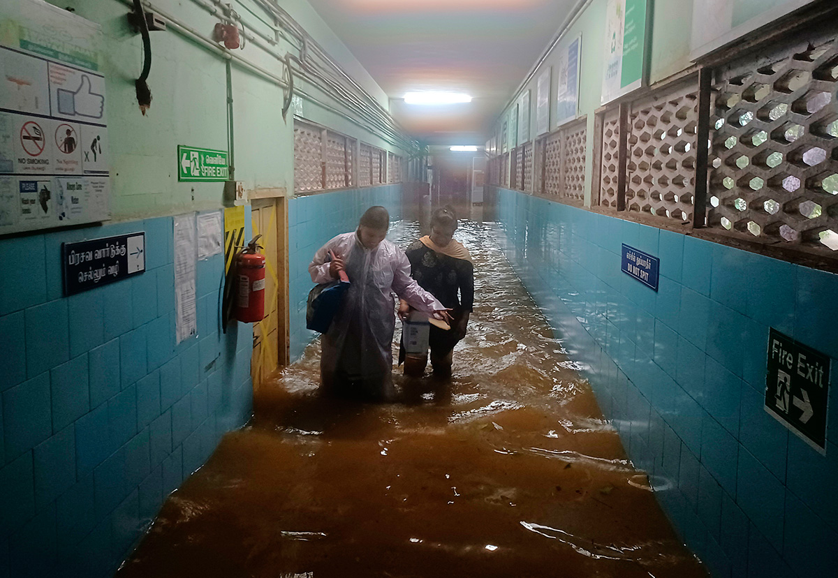 Cyclone_20Michaung_20As_20Rain_20Floods_20Chennai-21.jpg 19