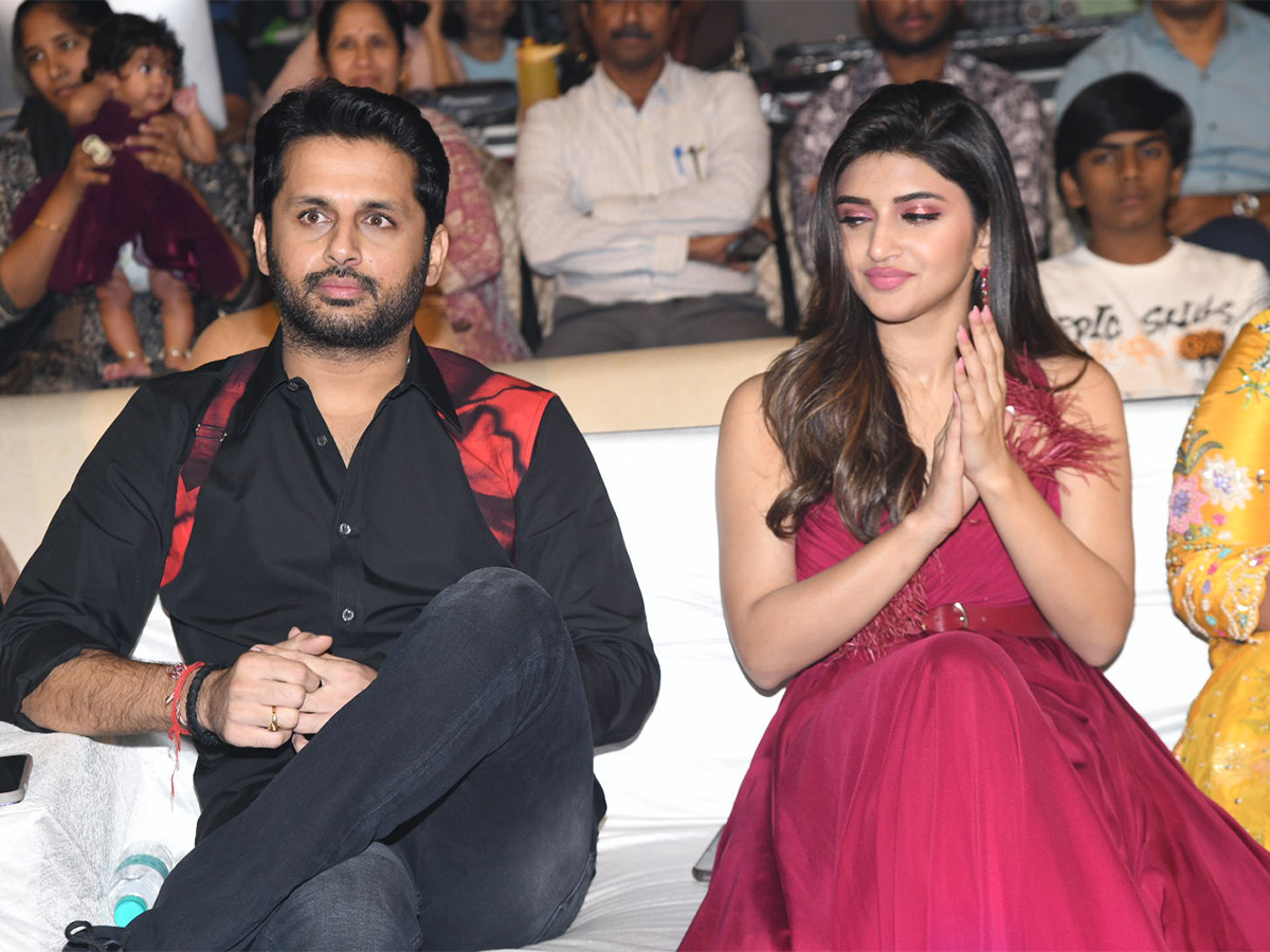 Nithiin_20Extra_20Ordinary_20Man_20Pre_20Release_20Event-29.jpg 29