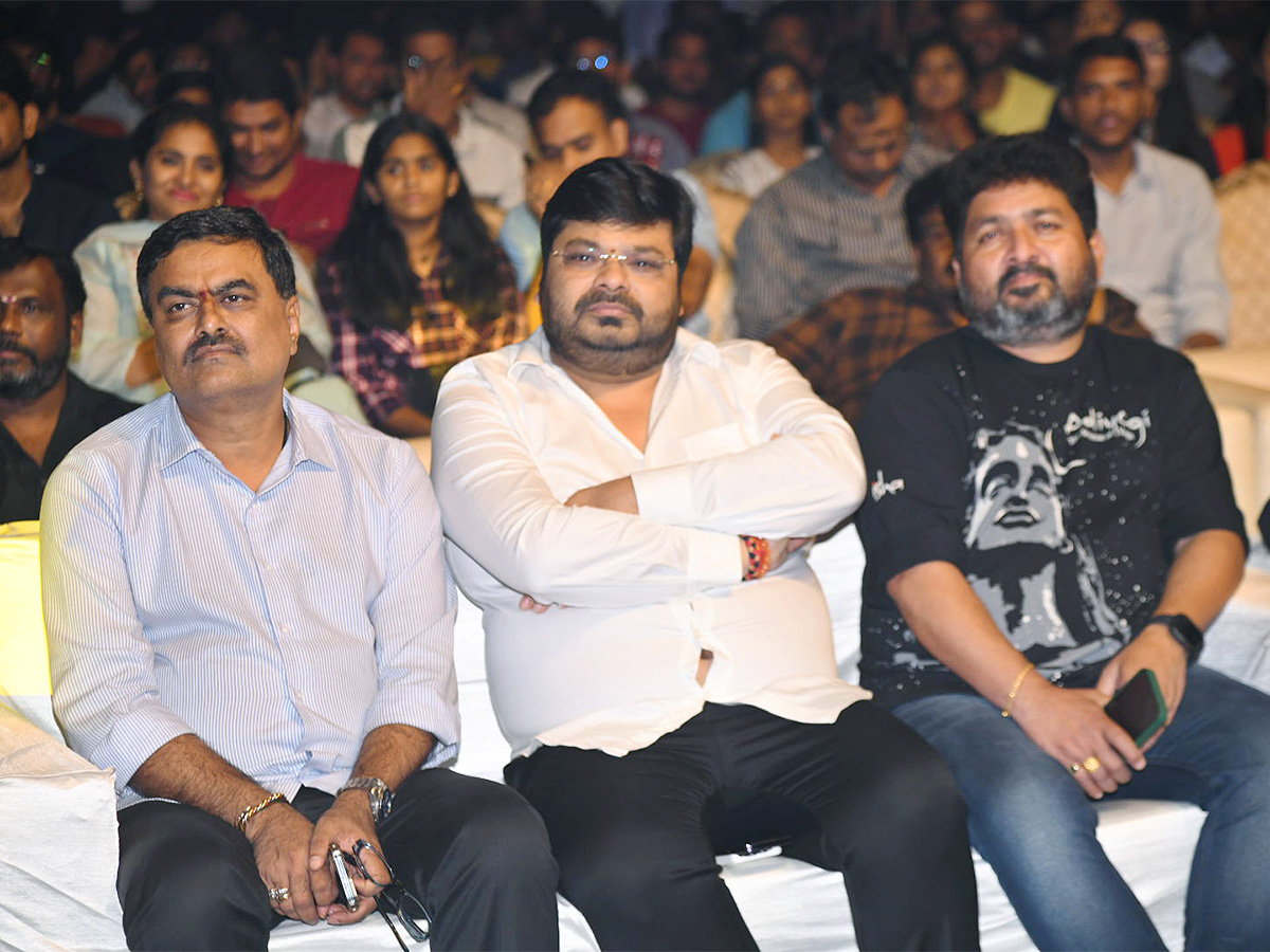 Nithiin_20Extra_20Ordinary_20Man_20Pre_20Release_20Event-6.jpg 6