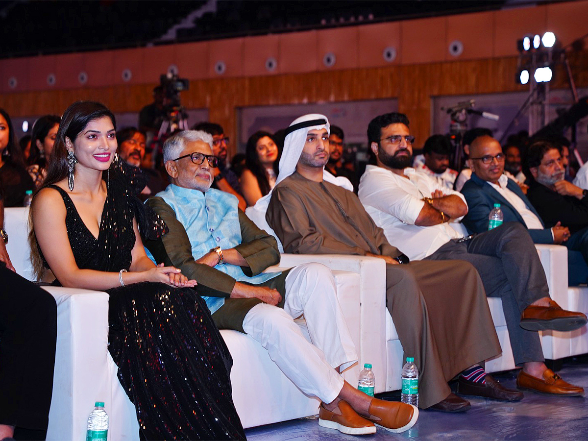 Santosham_20South_20Indian_20Film_20Awards_202023_20at_20Goa_20photos-17.jpg 16