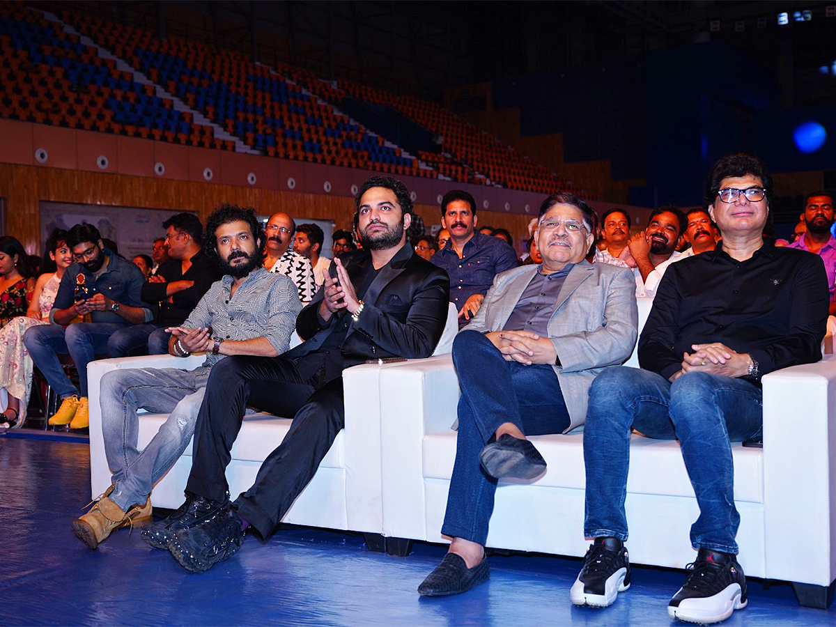 Santosham_20South_20Indian_20Film_20Awards_202023_20at_20Goa_20photos-25.jpg 24