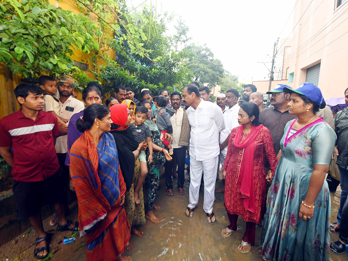 Tirupati_20Michoung_20Cyclone_20Photos_6.jpg 7
