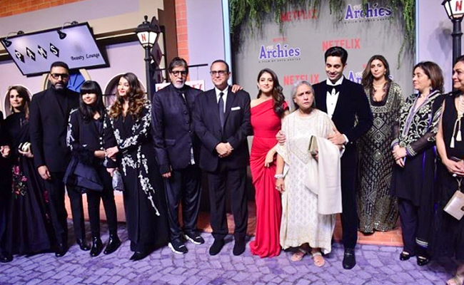 18-AmitabhBachchan.jpg 19