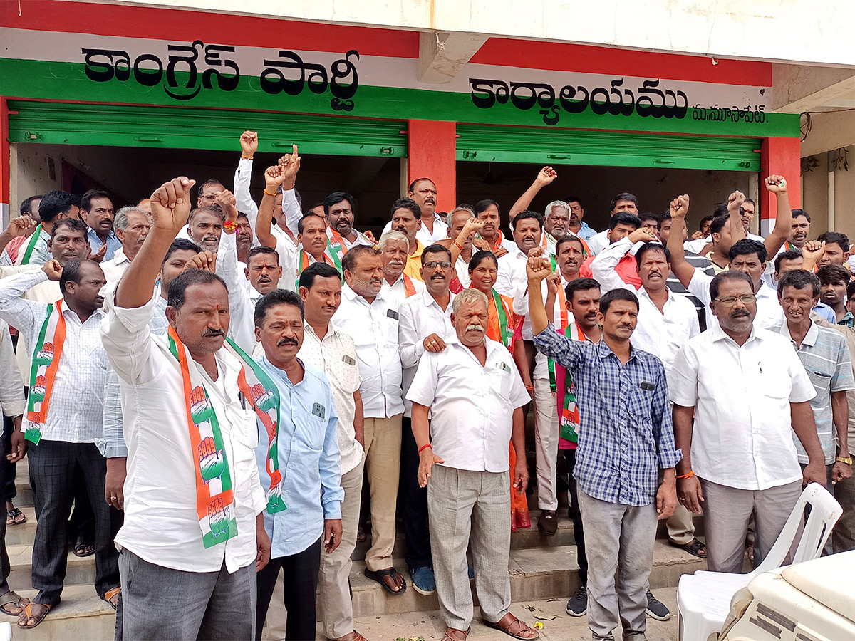 Celebrations_20At_20Revanth_20Reddy_20HomeTown_20Pics-10.jpg 11