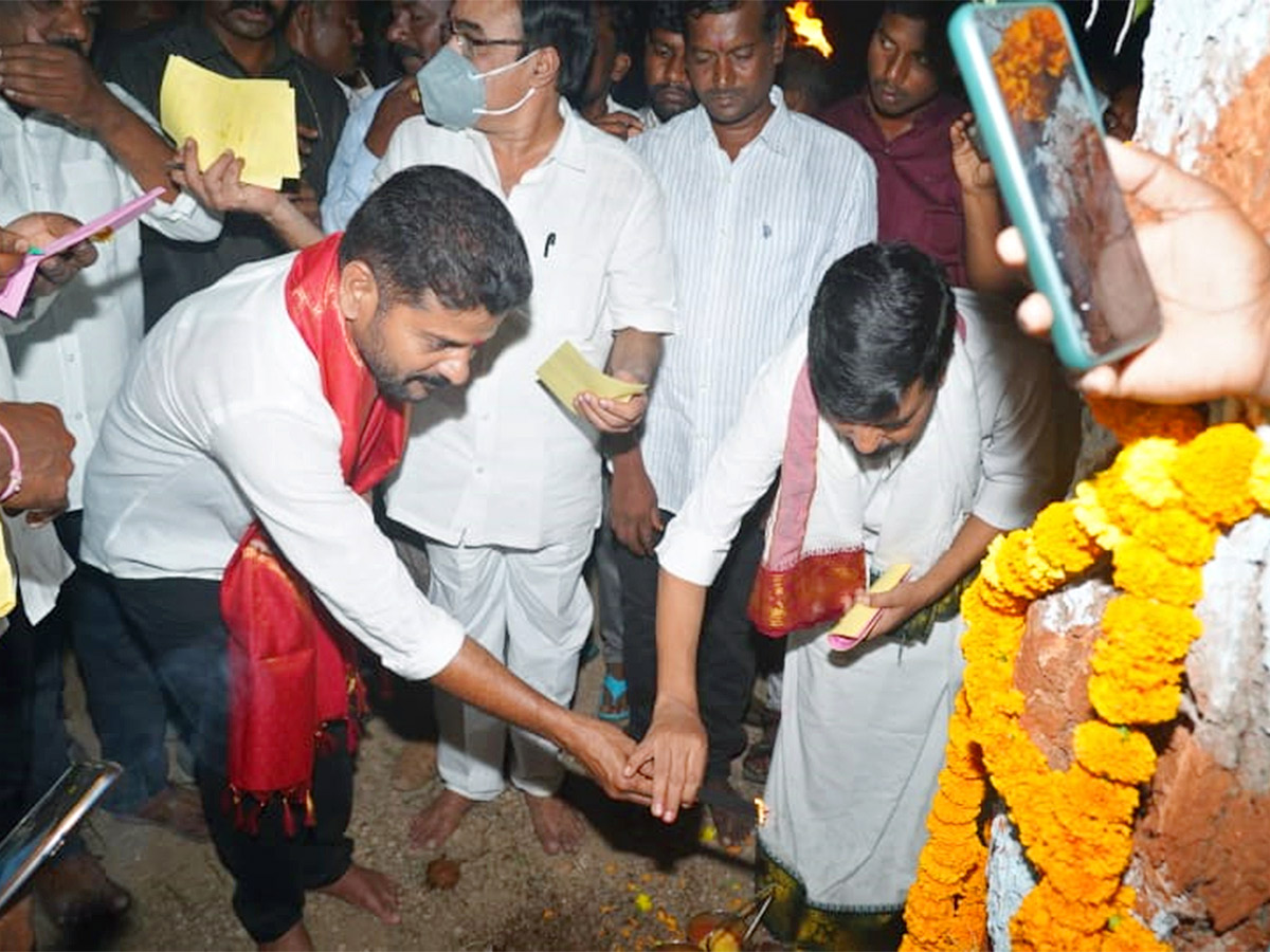 Celebrations_20At_20Revanth_20Reddy_20HomeTown_20Pics-15.jpg 16