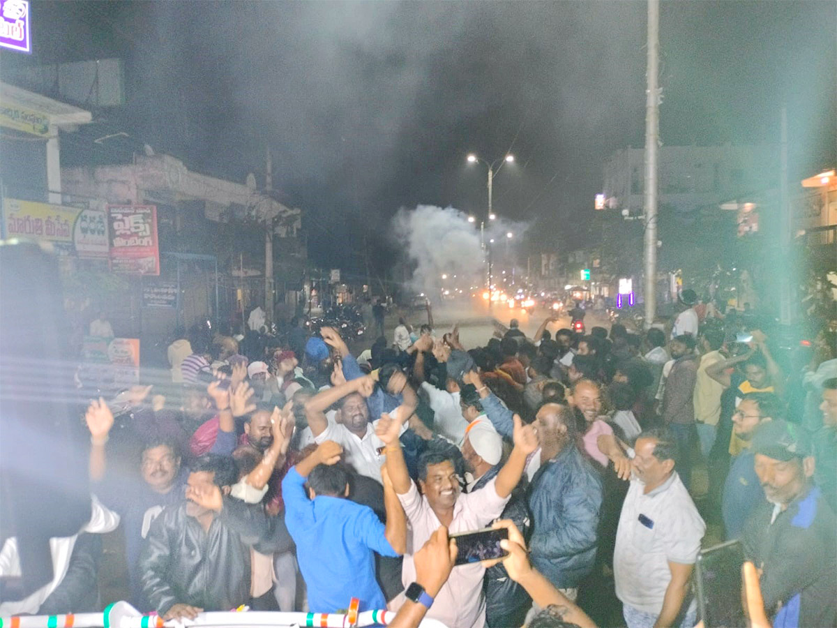 Celebrations_20At_20Revanth_20Reddy_20HomeTown_20Pics-17.jpg 18